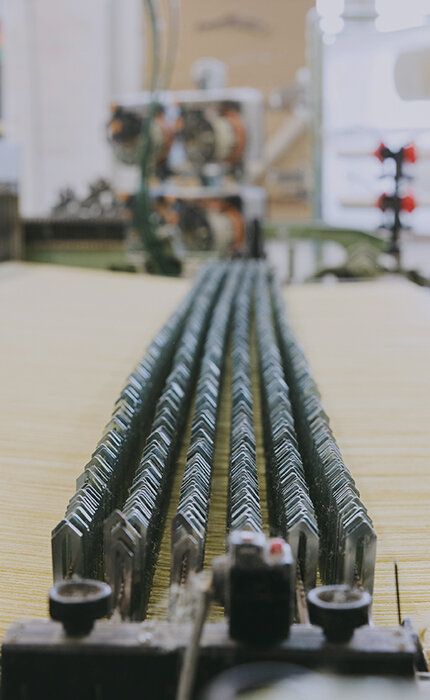 Webmaschine in Werk 2 mit Para-Aramid